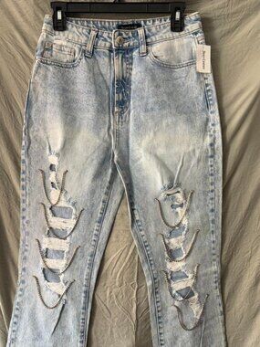 New With Tags! Juicy Couture jeans with bedazzled chain details